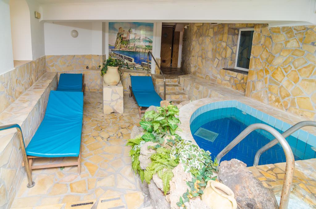 Hotel Flora Wellness & Beauty Ischia Esterno foto