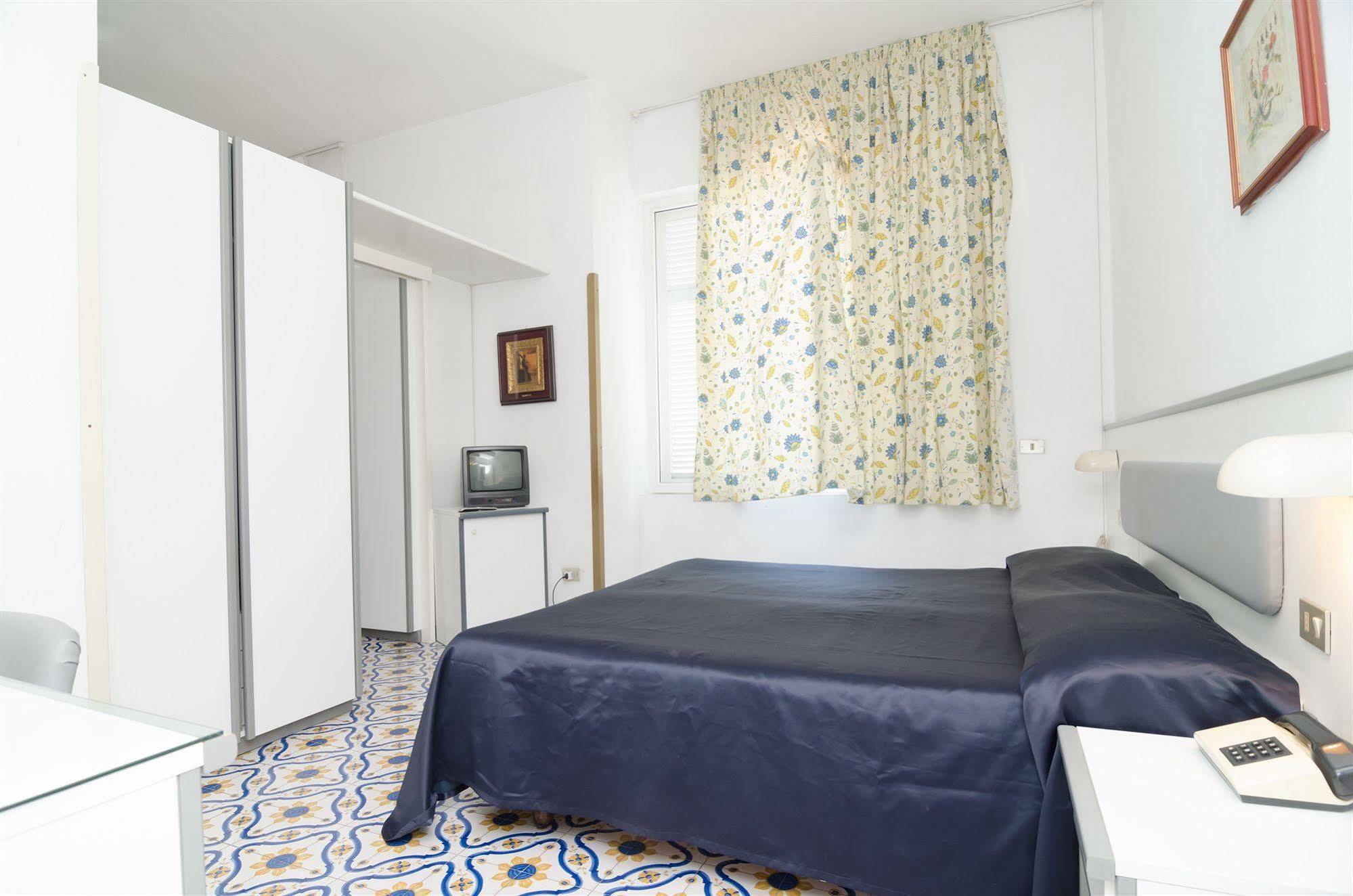 Hotel Flora Wellness & Beauty Ischia Esterno foto