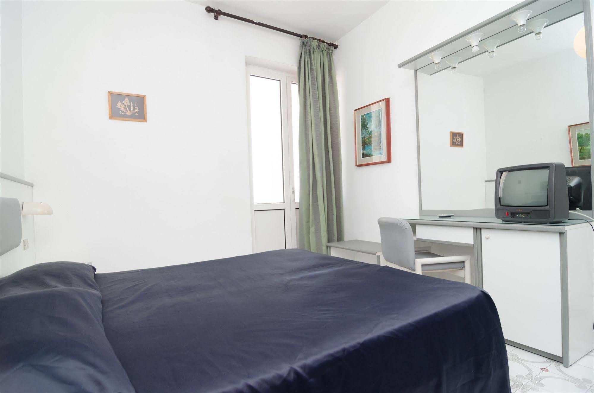 Hotel Flora Wellness & Beauty Ischia Esterno foto