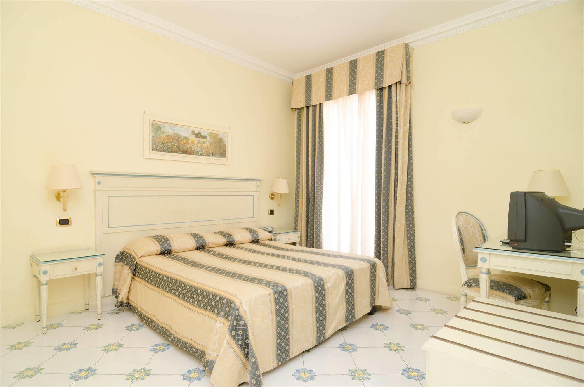Hotel Flora Wellness & Beauty Ischia Esterno foto